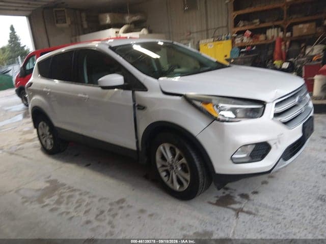 2017 FORD ESCAPE SE 1