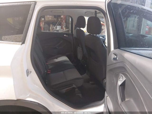 2017 FORD ESCAPE SE 8