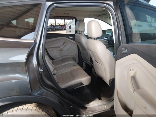 2017 FORD ESCAPE TITANIUM 8