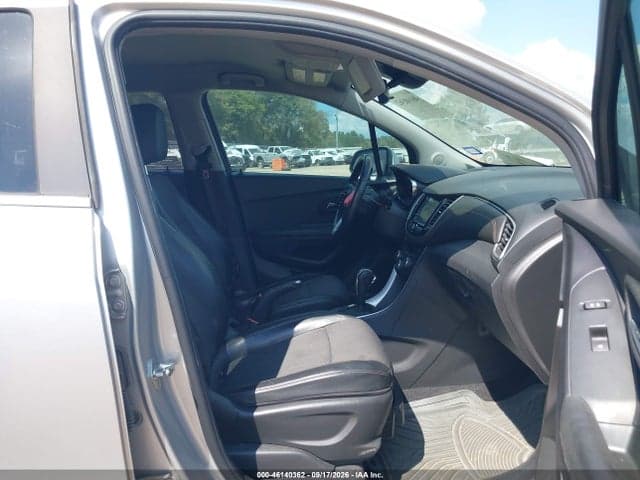 2017 CHEVROLET TRAX LT 5