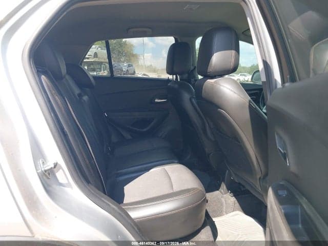 2017 CHEVROLET TRAX LT 8