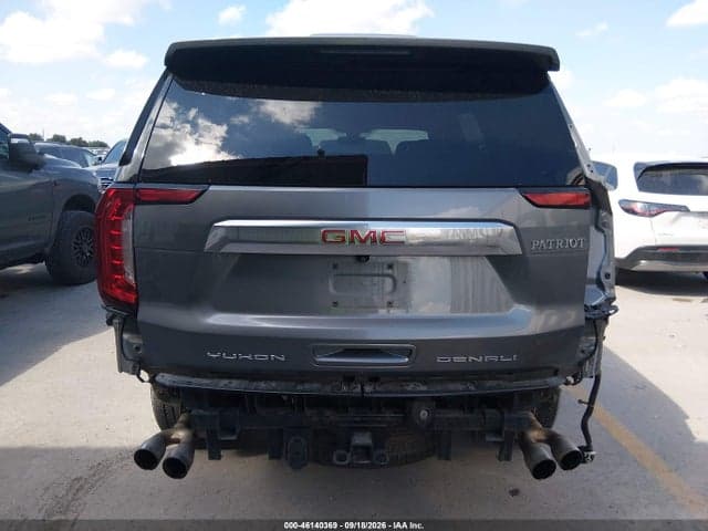 2022 GMC YUKON 4WD DENALI 6