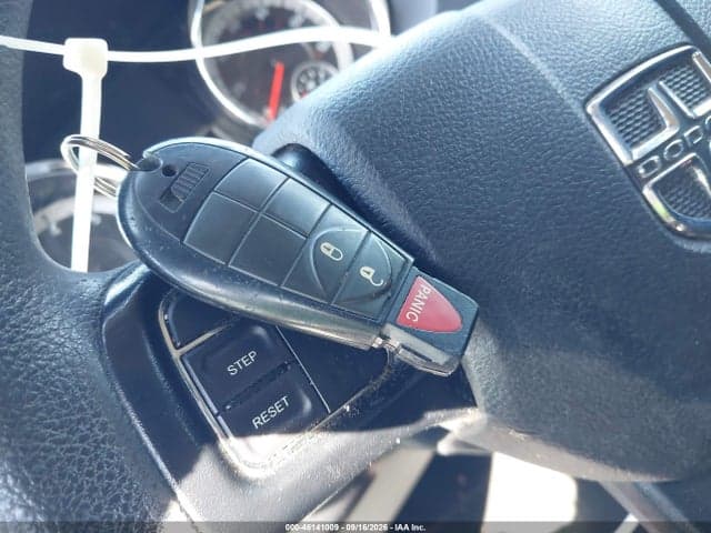 2017 DODGE GRAND CARAVAN SE 11
