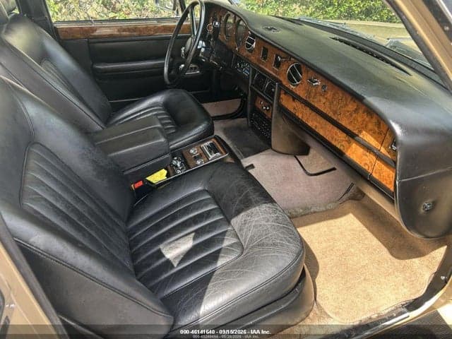 1985 ROLLS-ROYCE SILVER SPUR 5