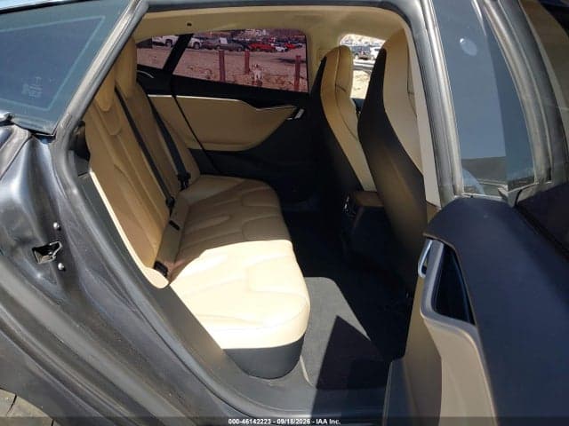 2017 TESLA MODEL S 60/75 8