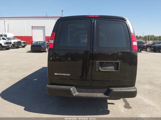 2018 CHEVROLET EXPRESS 2500 WORK VAN 18