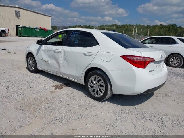 2017 TOYOTA COROLLA LE 3