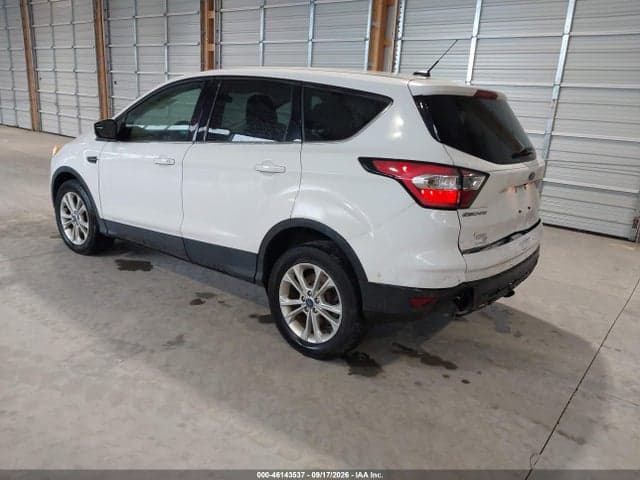 2017 FORD ESCAPE SE 3