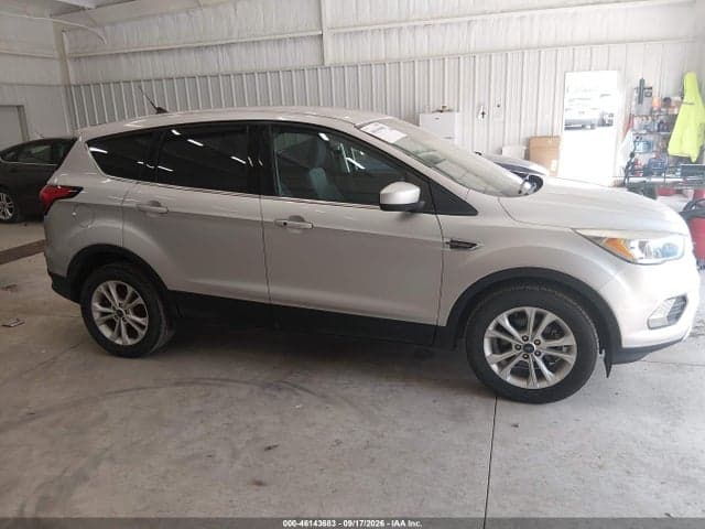 2019 FORD ESCAPE SE 13