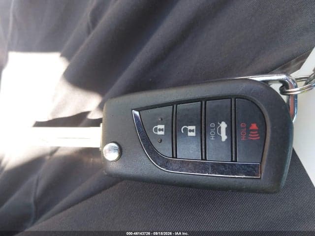 2021 TOYOTA COROLLA SE 11