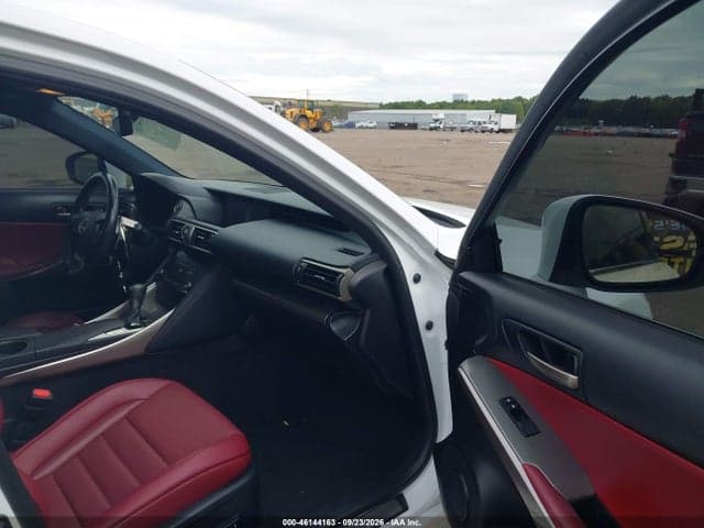 2017 LEXUS IS 300 5