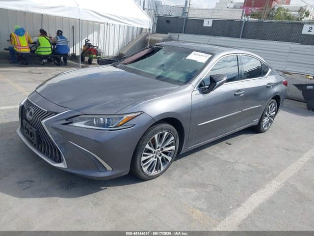 2020 LEXUS ES 300H 2