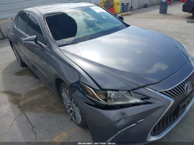 2020 LEXUS ES 300H 6