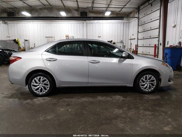 2017 TOYOTA COROLLA LE 14