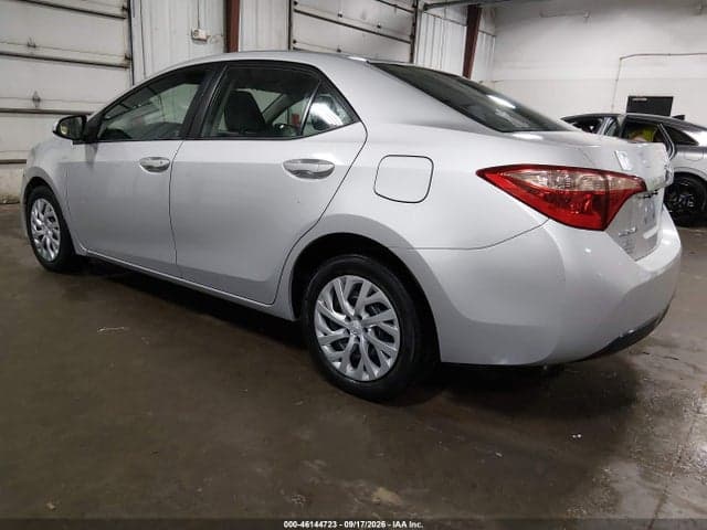 2017 TOYOTA COROLLA LE 3