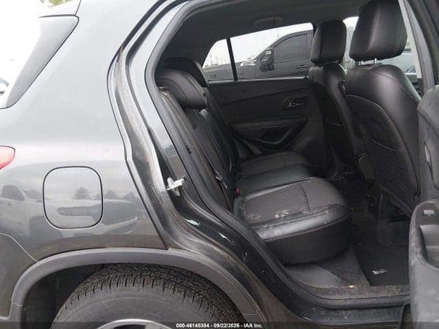 2017 CHEVROLET TRAX LT 8