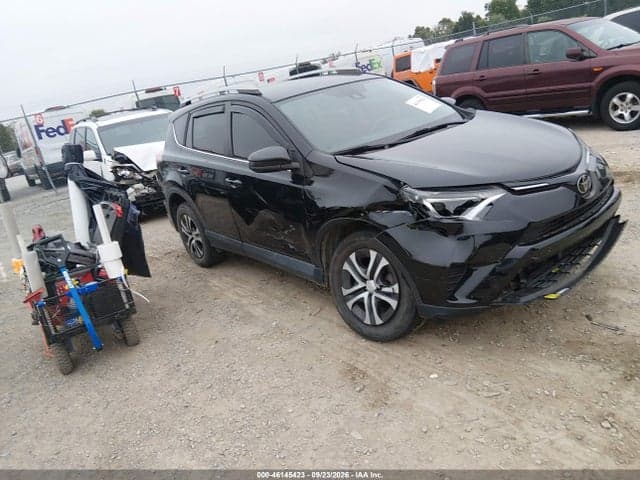2017 TOYOTA RAV4 LE 1