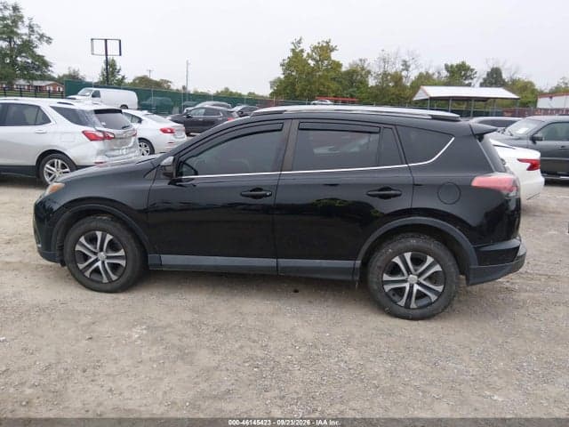 2017 TOYOTA RAV4 LE 14