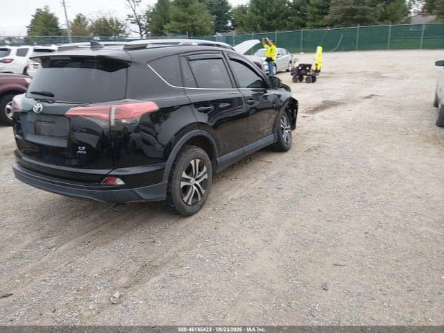 2017 TOYOTA RAV4 LE 4