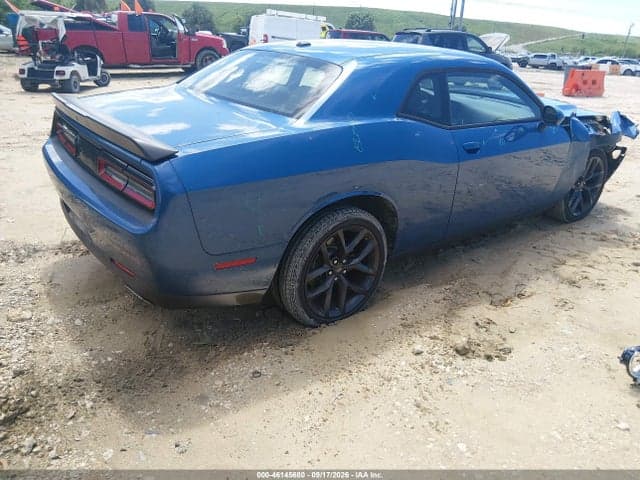 2022 DODGE CHALLENGER SXT 4