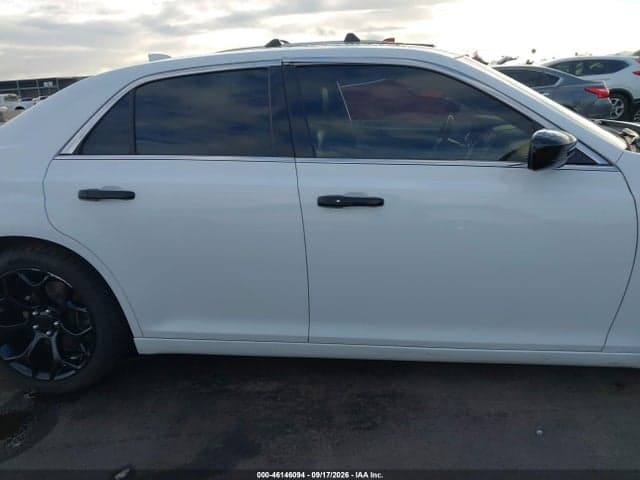 2020 CHRYSLER 300 LIMITED 14
