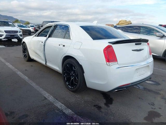 2020 CHRYSLER 300 LIMITED 3
