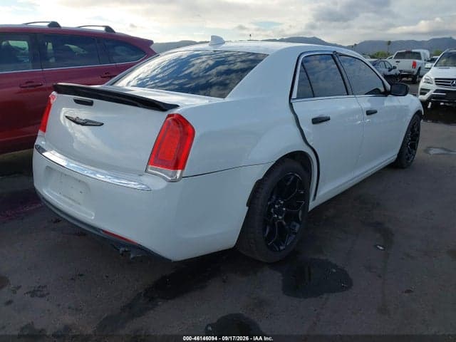 2020 CHRYSLER 300 LIMITED 4