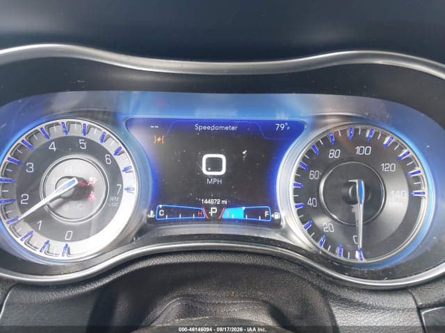 2020 CHRYSLER 300 LIMITED 7