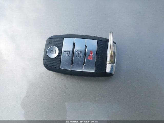 2017 KIA NIRO EX 11