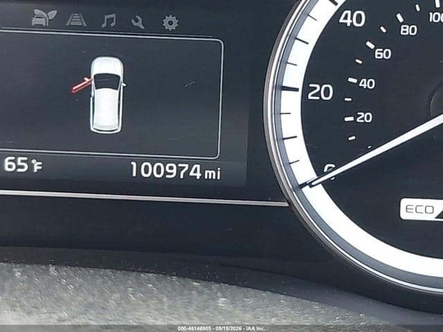 2017 KIA NIRO EX 16