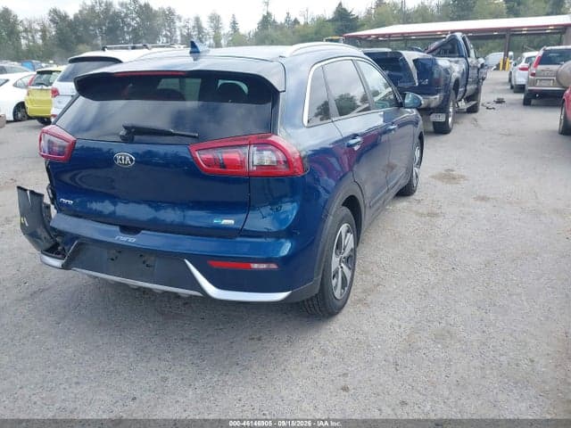 2017 KIA NIRO EX 4
