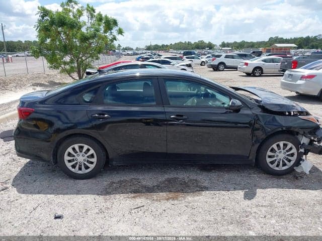 2021 KIA FORTE FE 13