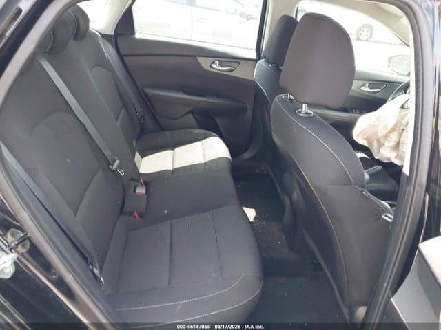 2021 KIA FORTE FE 8