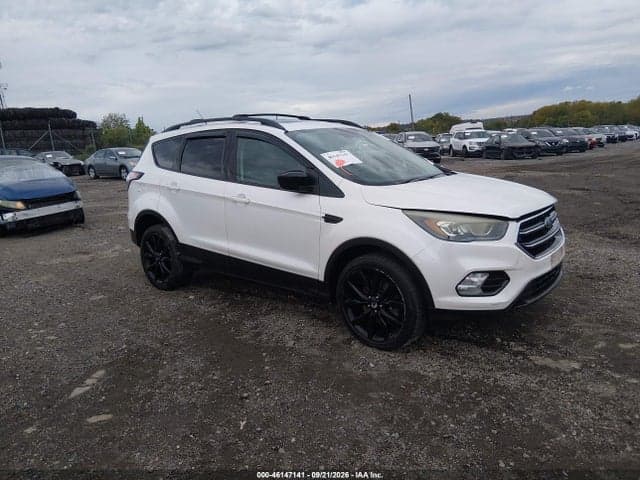 2017 FORD ESCAPE SE 1