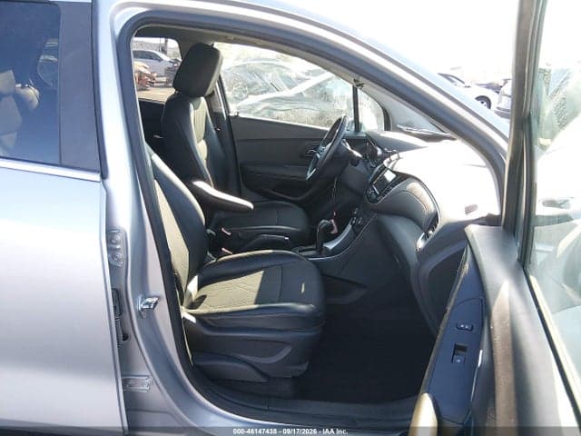 2019 CHEVROLET TRAX LT 5
