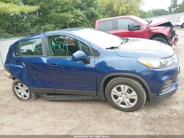 2017 CHEVROLET TRAX LS 12