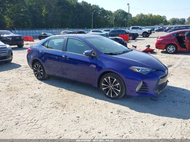 2017 TOYOTA COROLLA SE 1