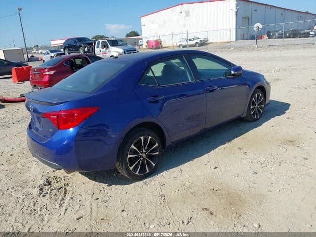 2017 TOYOTA COROLLA SE 4