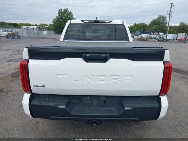 2024 TOYOTA TUNDRA SR5 16