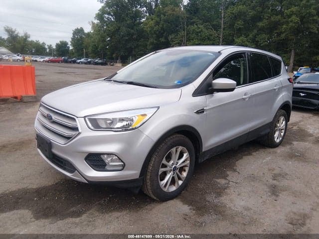 2017 FORD ESCAPE SE 2