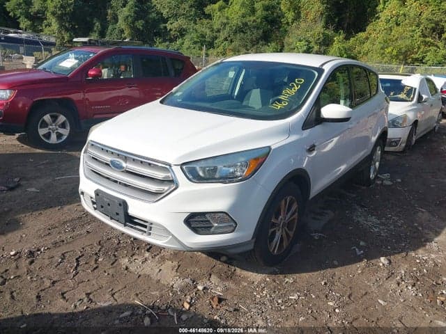 2017 FORD ESCAPE SE 2