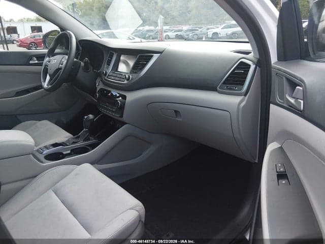 2018 HYUNDAI TUCSON VALUE 5