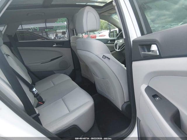 2018 HYUNDAI TUCSON VALUE 8
