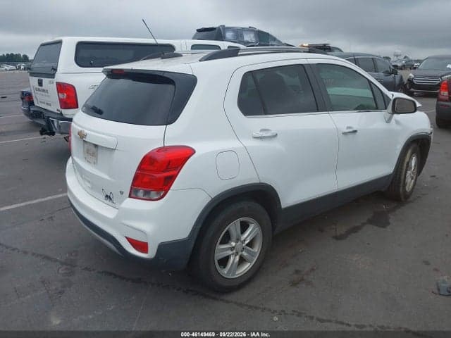 2017 CHEVROLET TRAX LT 4
