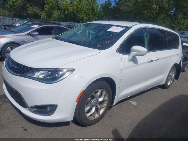2018 CHRYSLER PACIFICA TOURING PLUS 2
