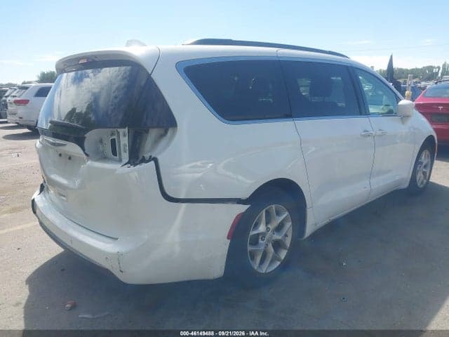 2018 CHRYSLER PACIFICA TOURING PLUS 4