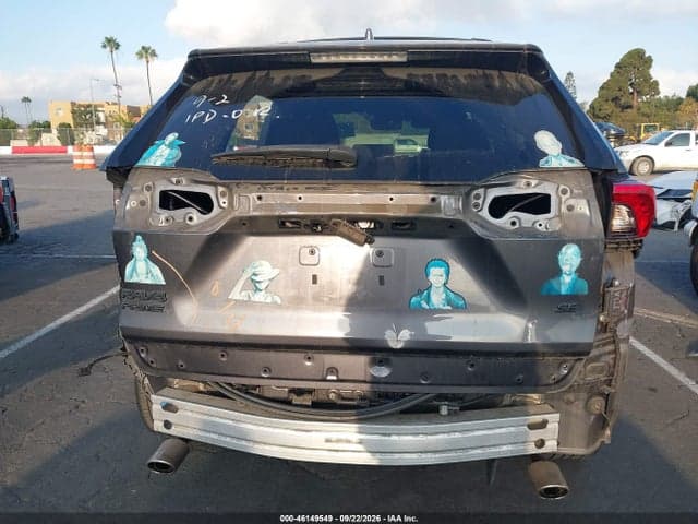2021 TOYOTA RAV4 PRIME SE 17