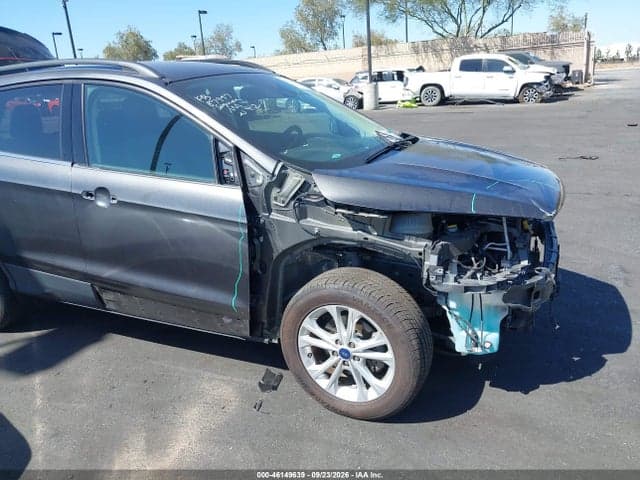2018 FORD ESCAPE SE 14