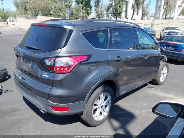 2018 FORD ESCAPE SE 4