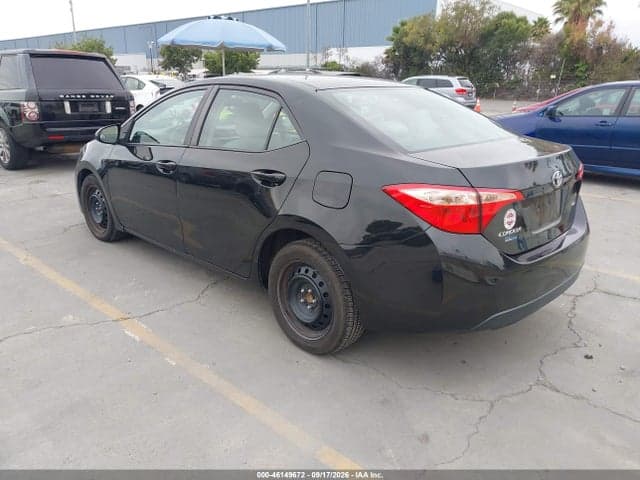 2017 TOYOTA COROLLA LE 3